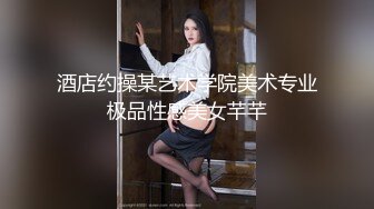 房东和湛江佬在厕所里后入我