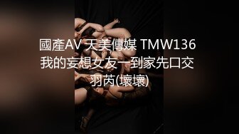 畢業2年的學長突然跟我聯絡約了今天一起泡溫泉溫泉池還沒開始放水就做愛起來了突然學長變炮友