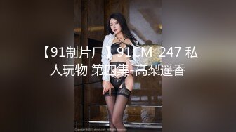 4.偷拍姐姐工作的样子，紧致小屁股