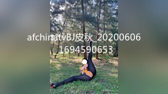 漂亮人妻 舒服吗 舒服 用力 大鸡鸡使劲插我 使劲操我 大奶子多毛鲍鱼 被无套输出 有大鸡吧操笑的多开心