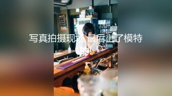 短发气质美女酒店开房和炮友激情，拔下内裤黄瓜插穴，吸吮舔屌特写视角后入