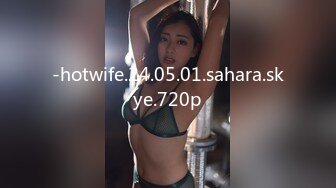 商场女厕全景偷拍多位制服美女的丰满大肥鲍2