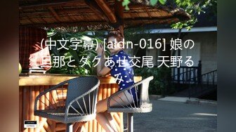 【新片速遞】 商城跟随偷窥漂亮小姐姐 皮肤白皙 粉色小内内 大屁屁性感饱满 超诱惑 