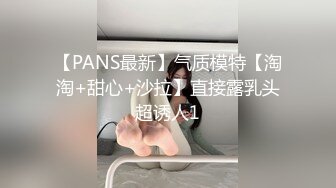  漂亮美女深喉大鸡巴后入爆草浪叫呻吟不止