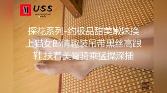 漂亮大奶瑜伽美女 教练在旁边指导 扒了裤子各种输出 最后无套冲刺