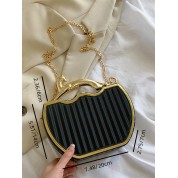 Black Chain Strap Crossbody Bag