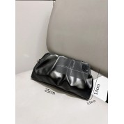 Women Clutch And Evening Bags