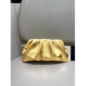 Women Clutch And Evening Bags